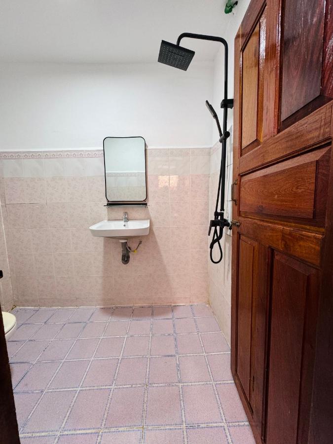 Sabai Sabai Backpackers Hostel 루앙프라방 외부 사진