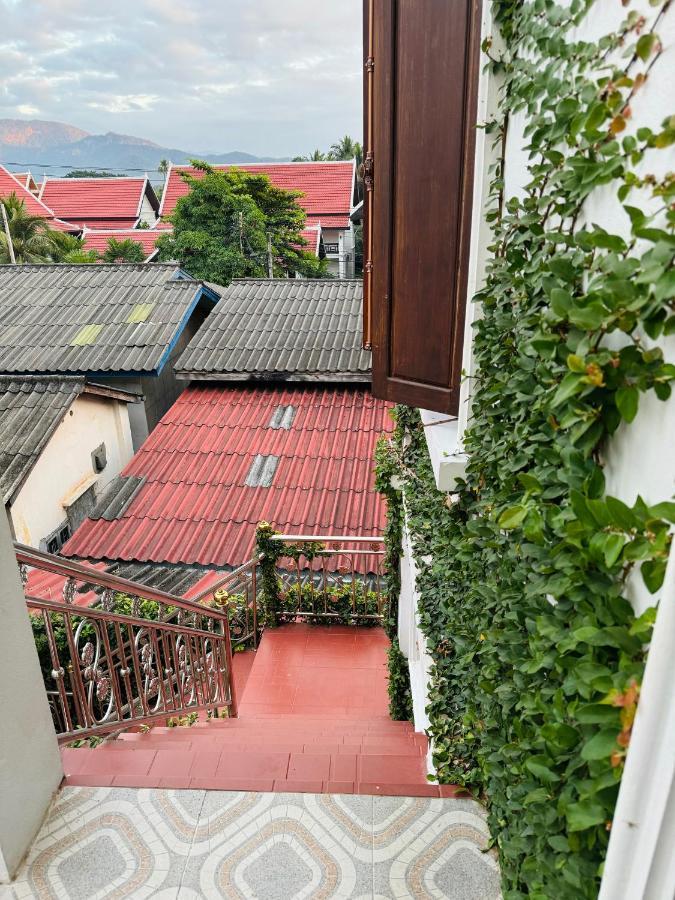 Sabai Sabai Backpackers Hostel 루앙프라방 외부 사진
