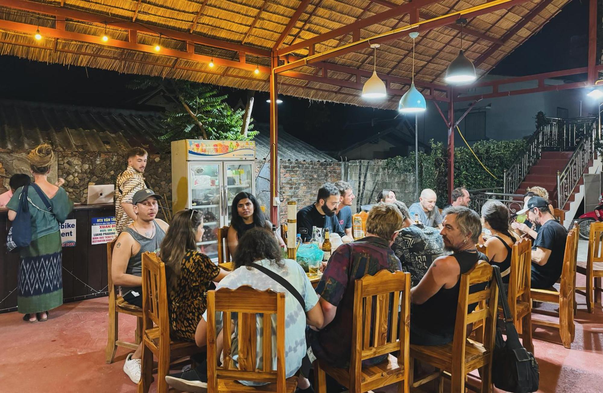 Sabai Sabai Backpackers Hostel 루앙프라방 외부 사진